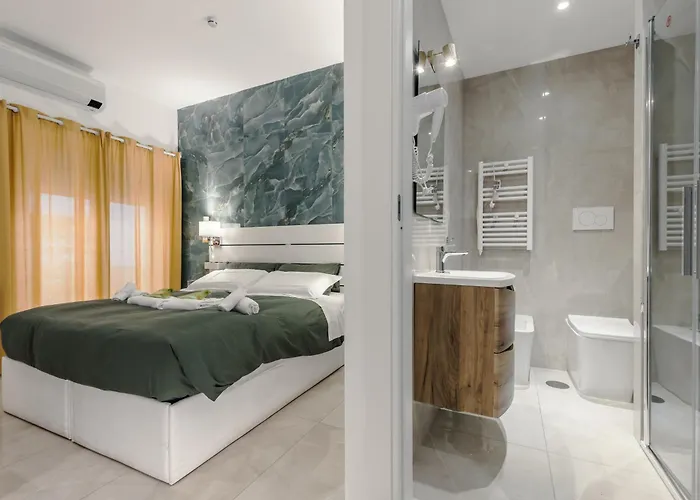 Gasthuis Perfect! Vatican Location 4*